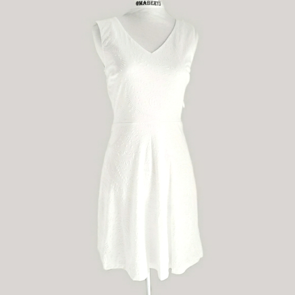 New KALIJATI White Sleeveless A-Line Dress Size S